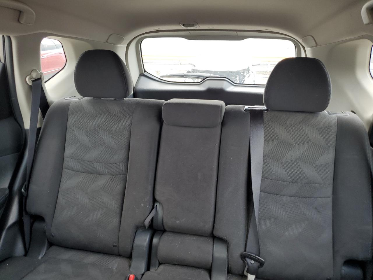 2015 Nissan Rogue S VIN: KNMAT2MV4FP508159 Lot: 62955405