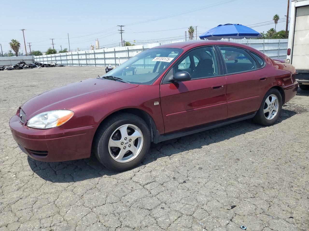 2004 Ford Taurus Ses იყიდება Colton-ში, CA - Side