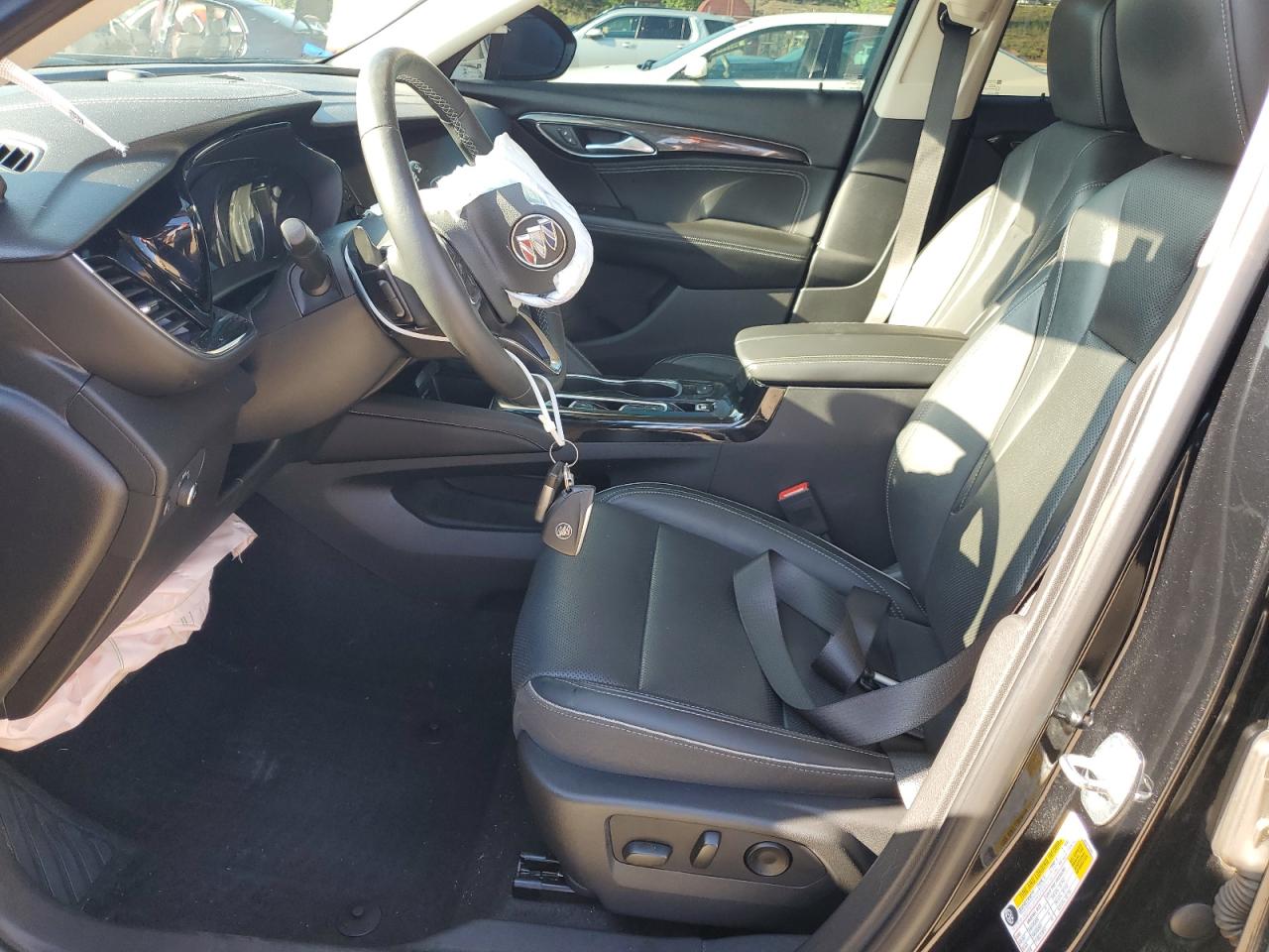 2021 Buick Envision Essence VIN: LRBFZNR41MD073202 Lot: 60324235