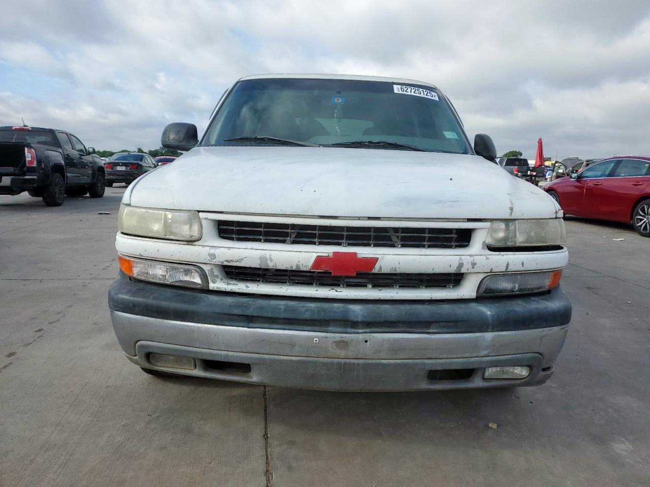 CHEVROLET TAHOE 2001 VIN 1GNEC13TX1J139256 фото 5