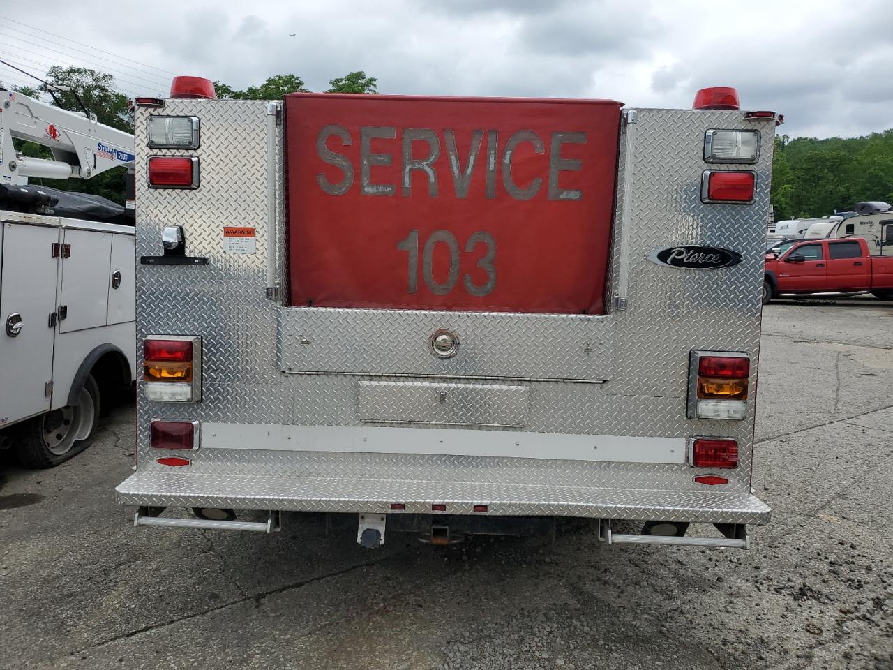 2007 Ford F550 Super Duty VIN: 1FDAW57PX7EA13947 Lot: 61075625