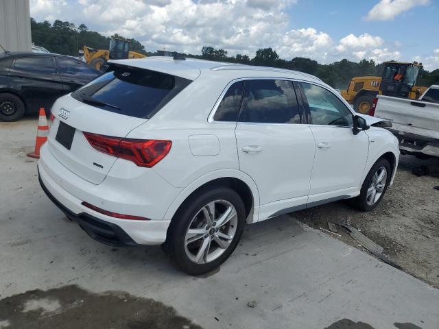  AUDI Q3 2021 Белы