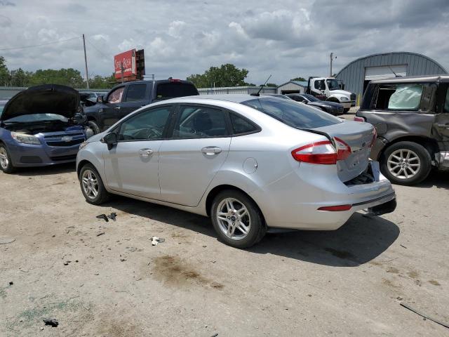 Sedans FORD FIESTA 2017 Silver