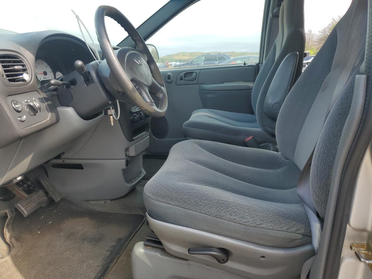 2005 Dodge Grand Caravan Se VIN: 1D4GP24R25B124574 Lot: 62271105