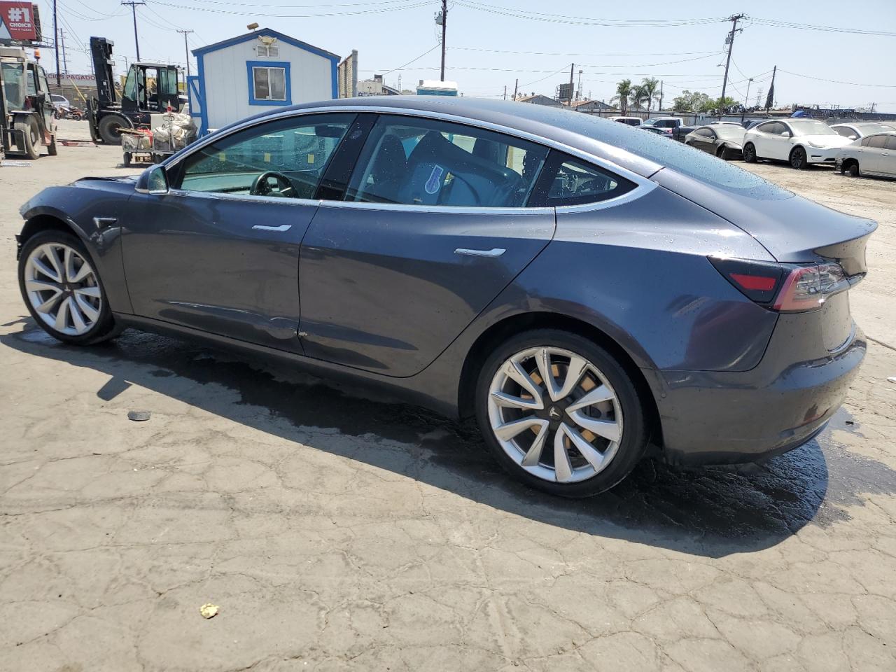 TESLA MODEL 3 2018 VIN 5YJ3E1EA6JF163227 zdjęcie 2