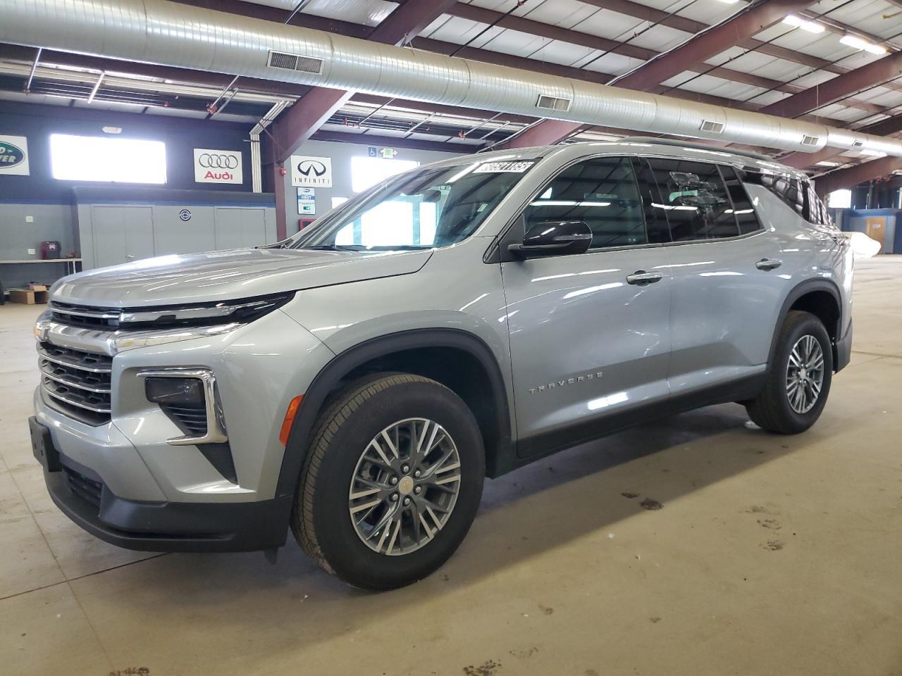 East Granby, CT에서 판매 중인 2025 Chevrolet Traverse Lt - Rear End