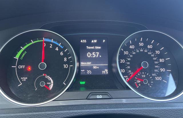 Hatchbacks VOLKSWAGEN GOLF 2015 Srebrny