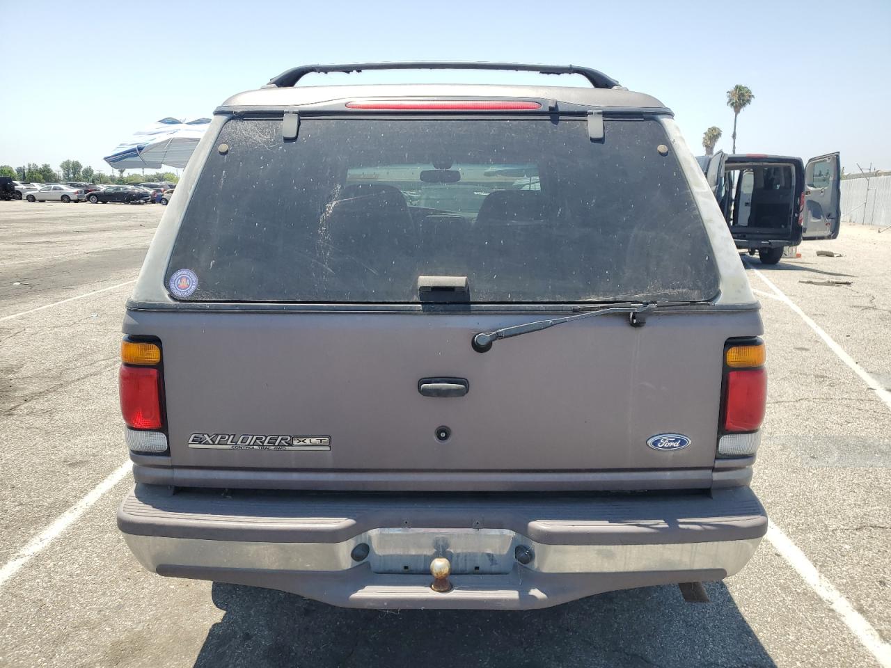 1997 Ford Explorer VIN: 1FMDU34E3VZB86127 Lot: 60579085