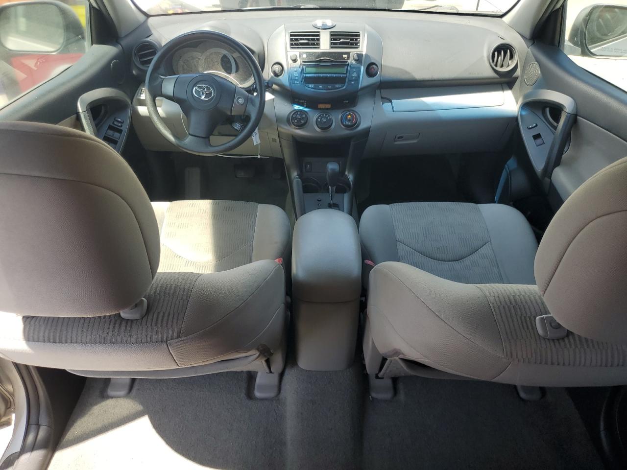 TOYOTA RAV4 2011 VIN 2T3BF4DV4BW101528 photo 8