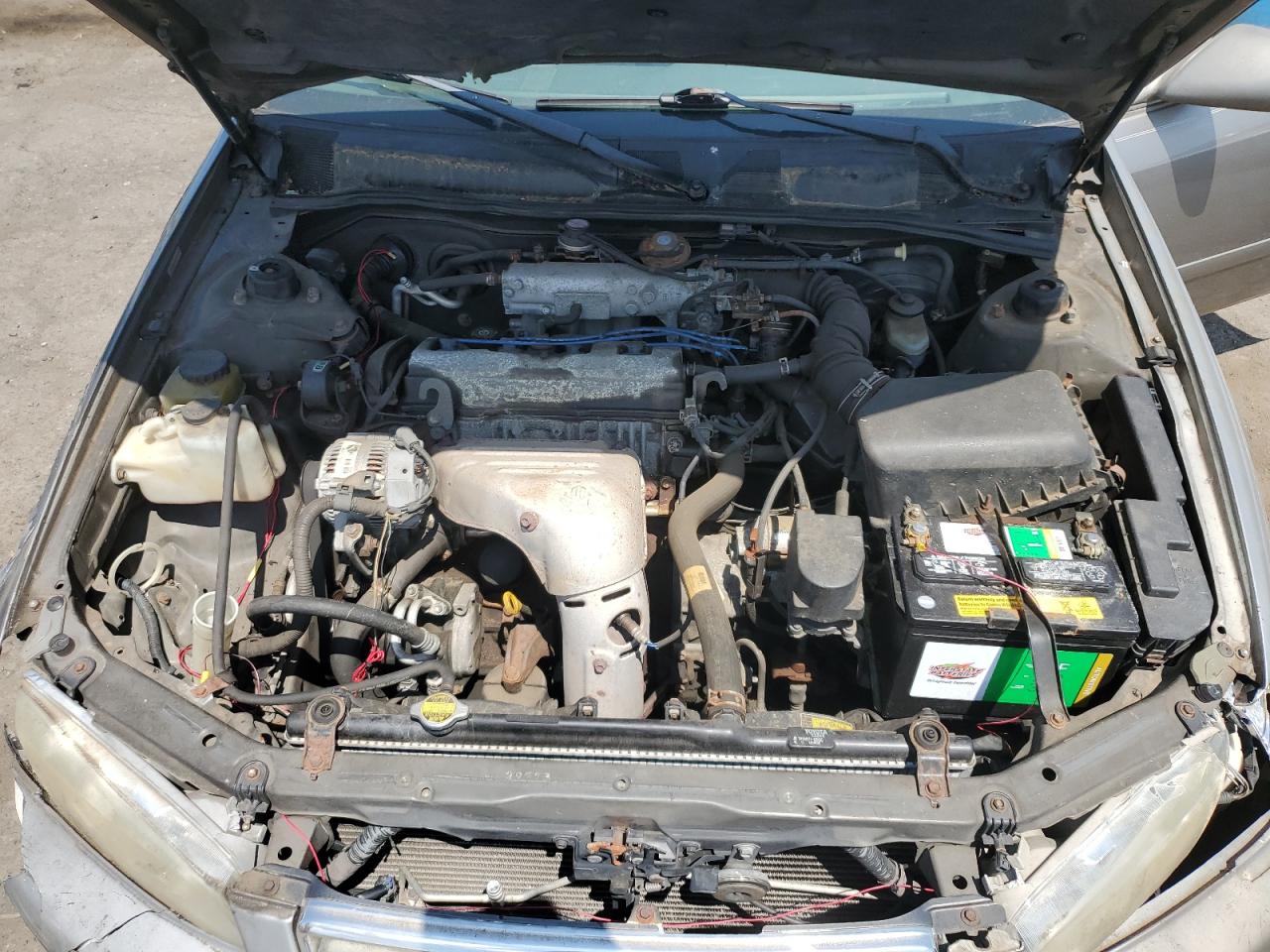 2000 Toyota Camry Ce VIN: 4T1BG22K0YU010557 Lot: 62556385