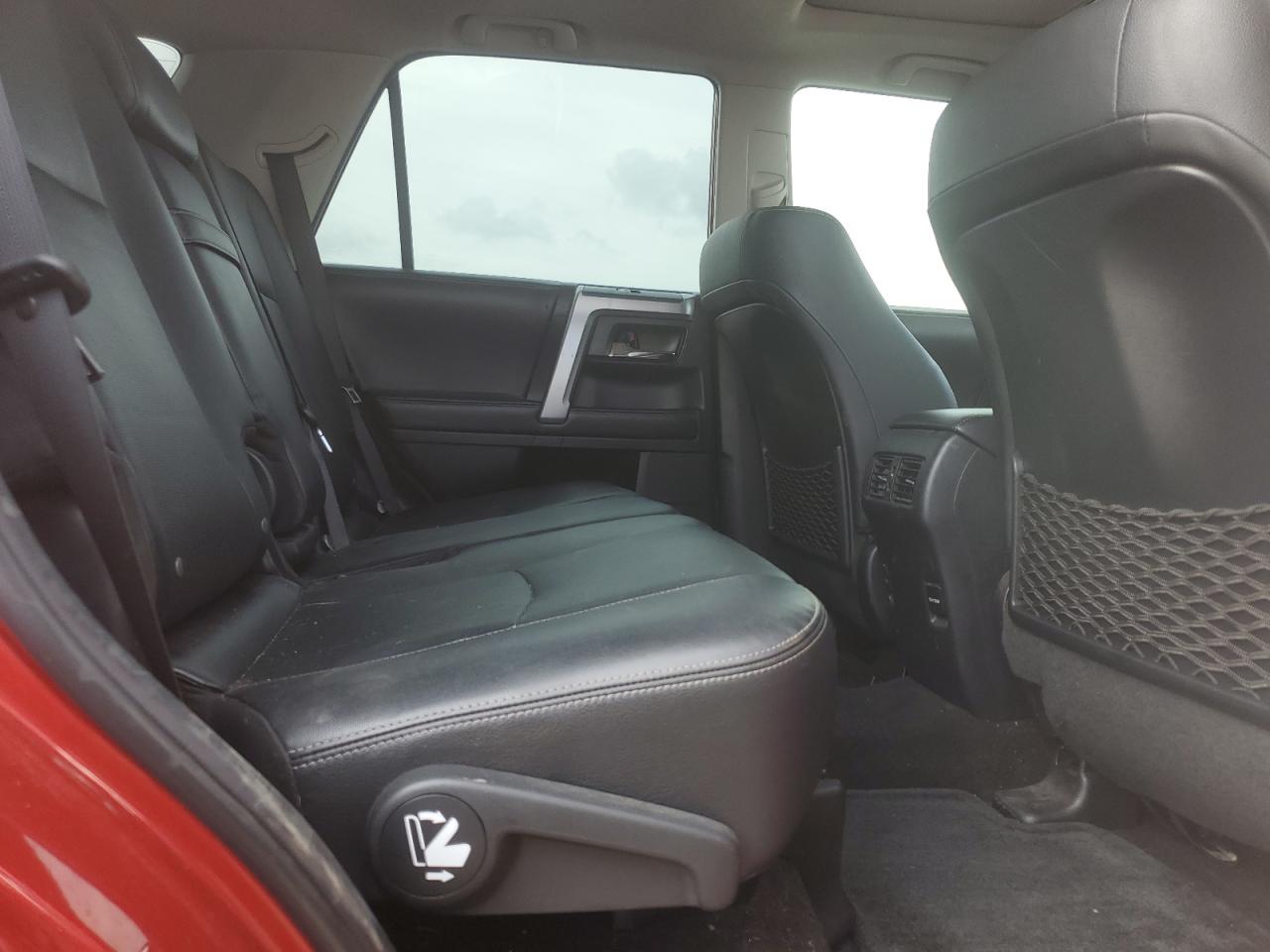 2018 Toyota 4Runner Sr5/Sr5 Premium VIN: JTEBU5JR9J5552507 Lot: 59568775