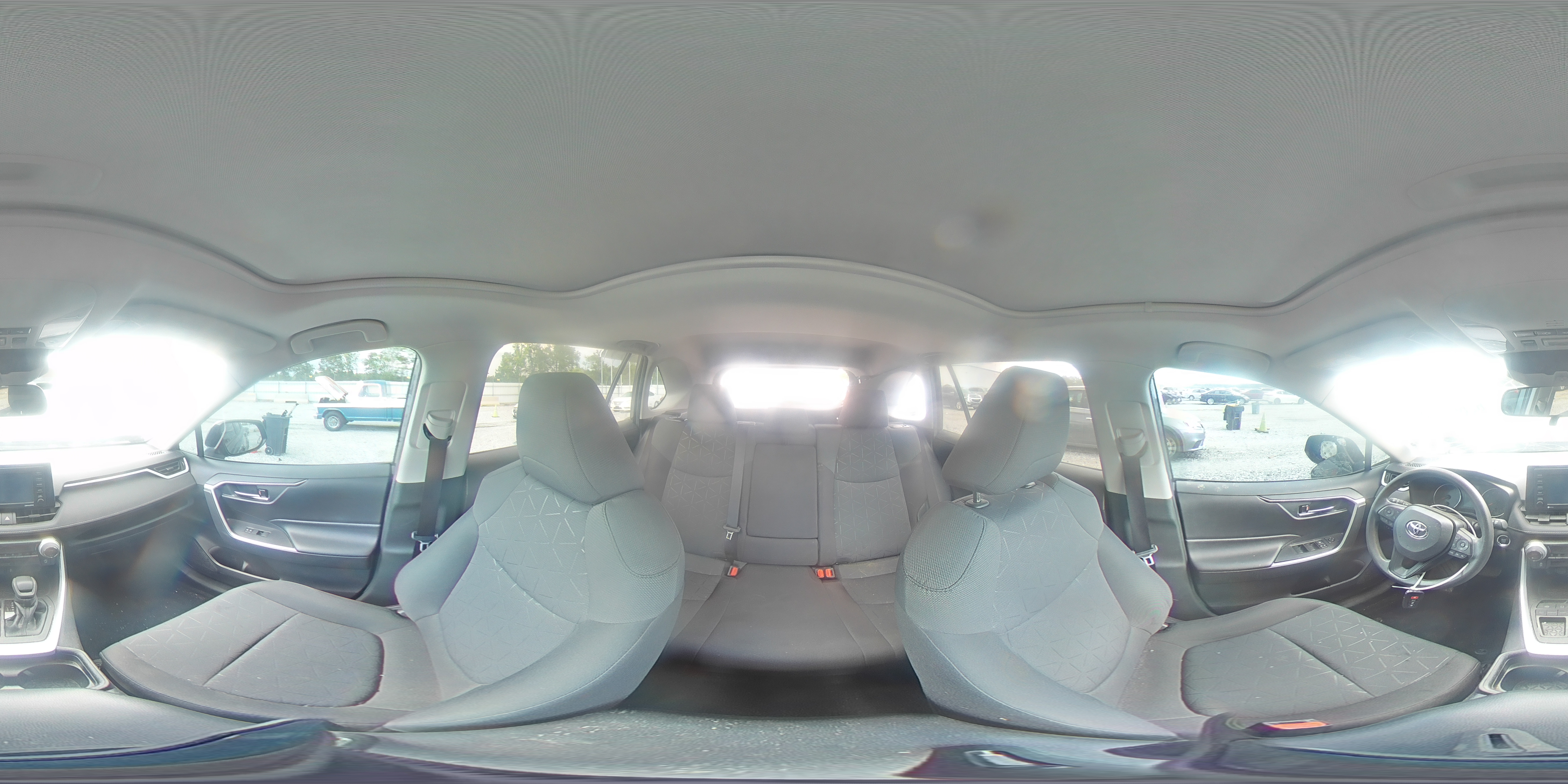 2020 Toyota Rav4 Xle VIN: 2T3W1RFV3LW074270 Lot: 62666905
