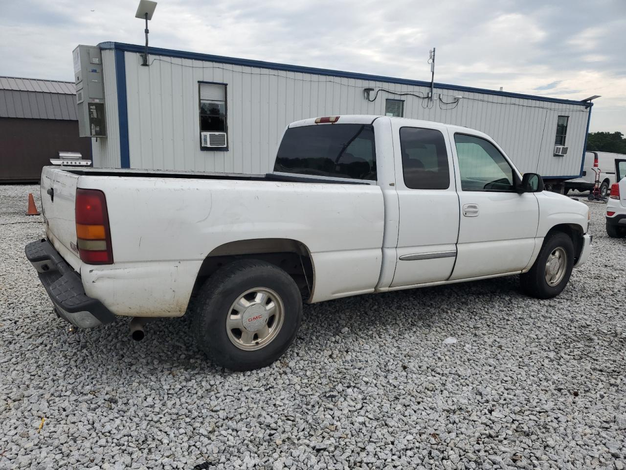 GMC SIERRA 2004 VIN 1GTEC19T44Z227418 фото 3