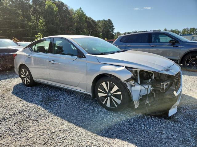  NISSAN ALTIMA 2019 Серебристый