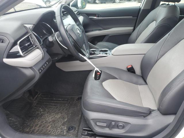  TOYOTA CAMRY 2020 Biały