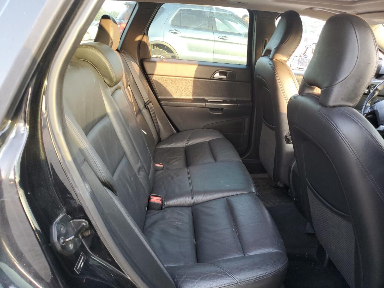 2011 Volvo V50 T5 VIN: YV1672MWXB2605080 Lot: 61869645