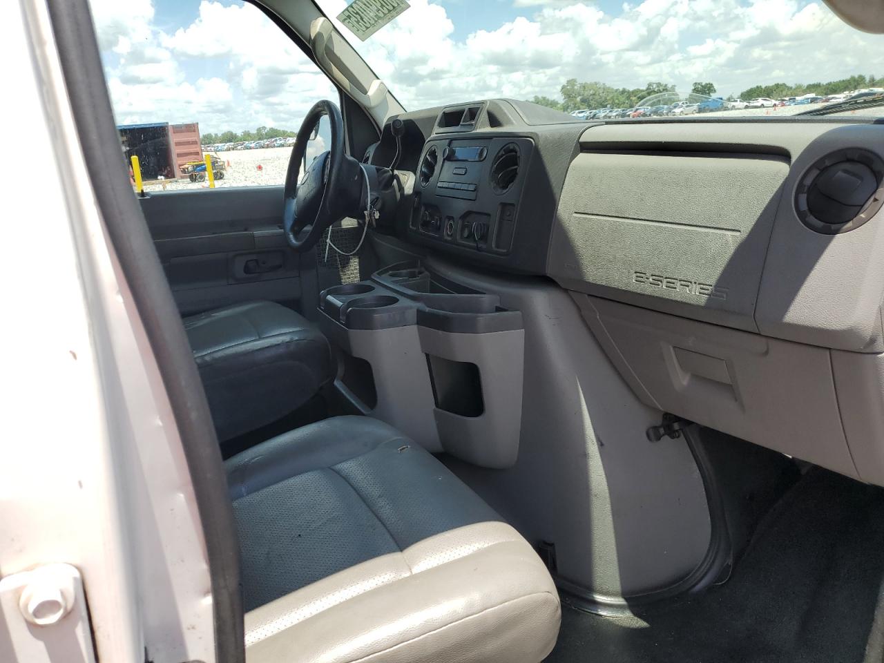 2011 Ford Econoline E250 Van VIN: 1FTNE2EW4BDB33016 Lot: 60994035