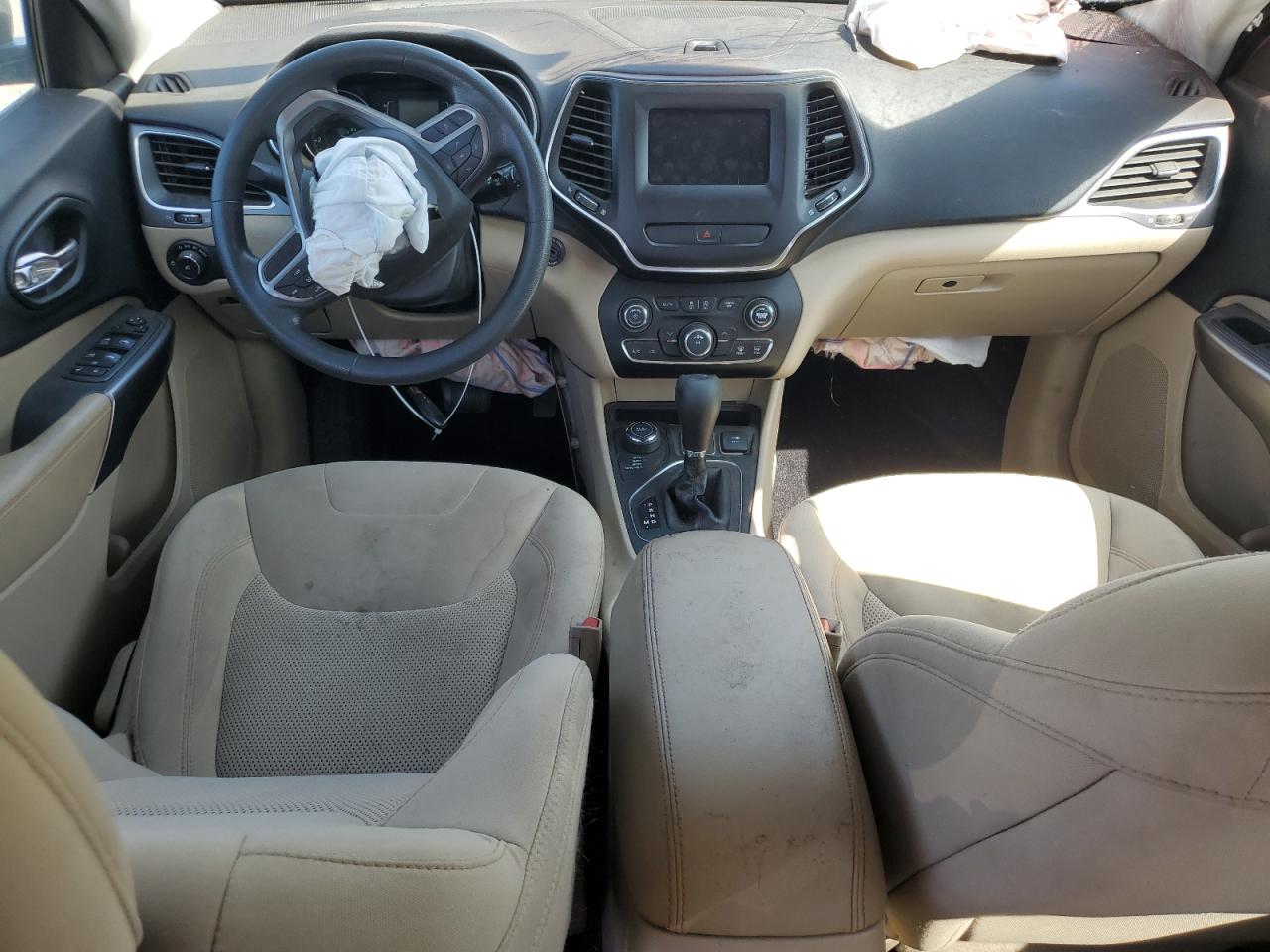 JEEP GRAND CHER 2019 VIN 1C4PJMCB6KD105119 photo 8