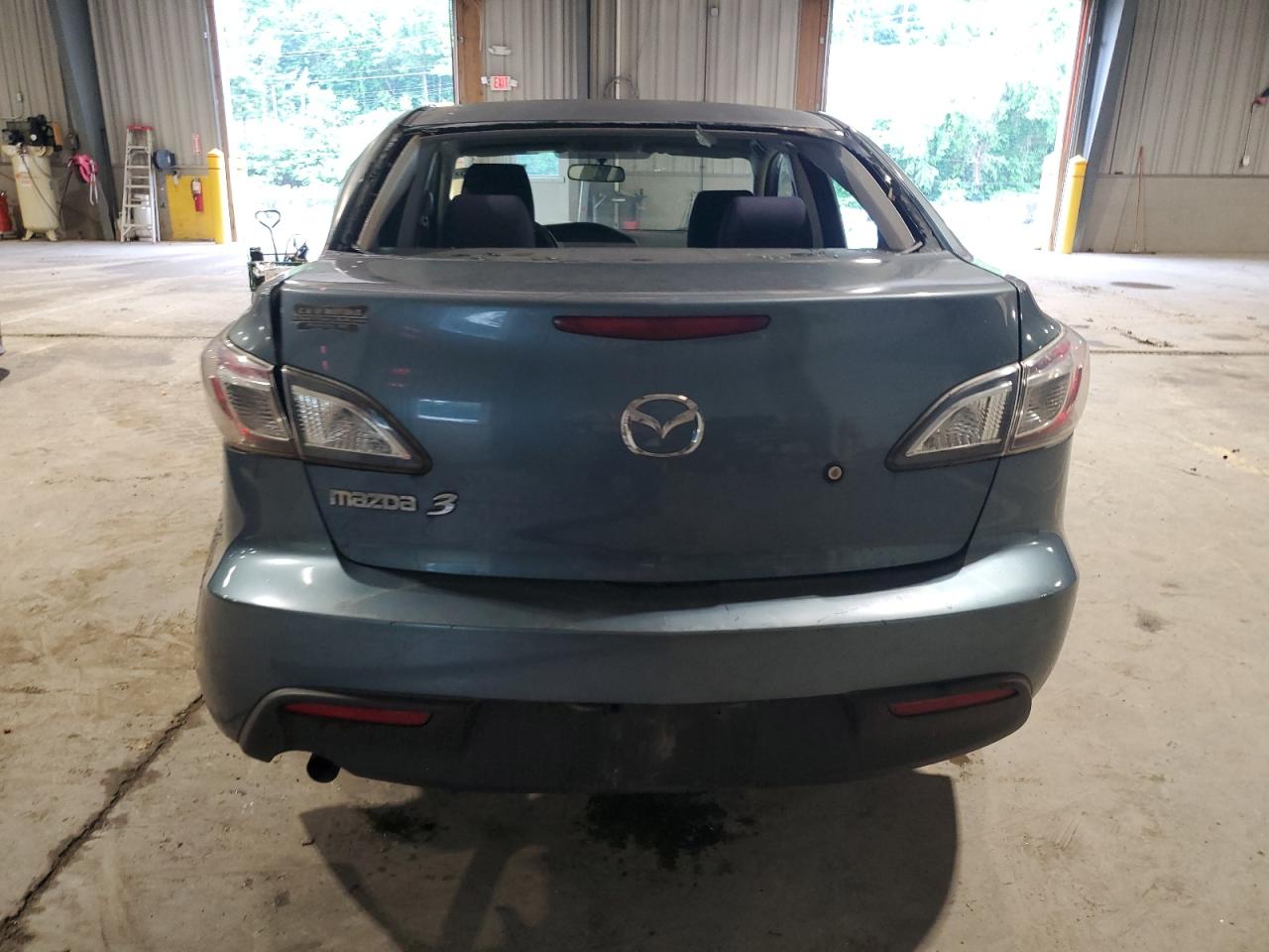 2011 Mazda 3 I VIN: JM1BL1UF9B1426397 Lot: 70714505