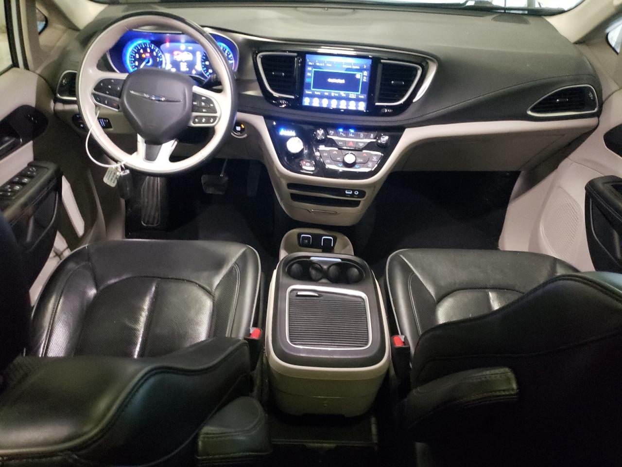 2018 Chrysler Pacifica Limited VIN: 2C4RC1GG1JR322337 Lot: 62674595