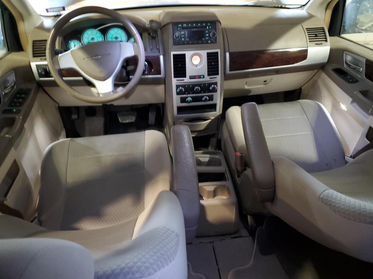 2A4RR5D17AR431823 2010 Chrysler Town & Country Touring