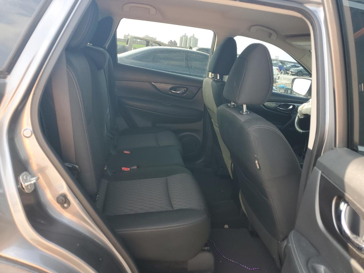 KNMAT2MT0JP506657 NISSAN ROGUE 2018