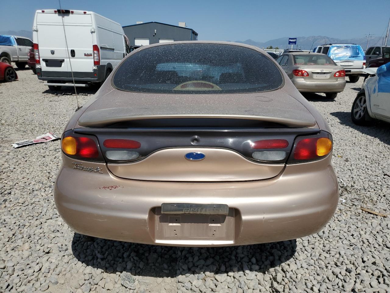 1997 Ford Taurus Gl VIN: 1FALP52U0VA200650 Lot: 61375955