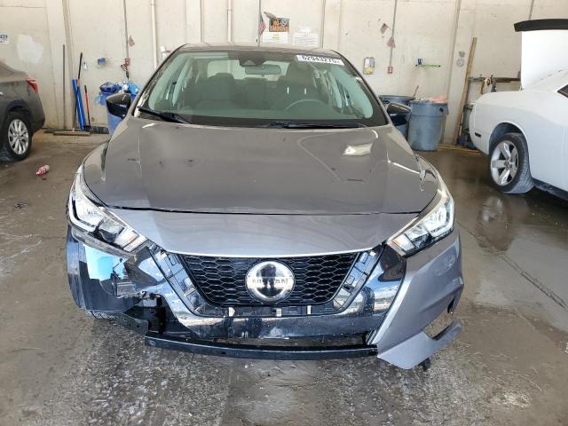  NISSAN VERSA 2021 Szary