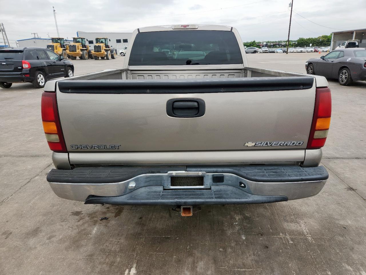 2000 Chevrolet Silverado C1500 VIN: 2GCEC19T7Y1400427 Lot: 59671395