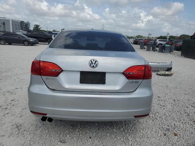  VOLKSWAGEN JETTA 2013 Silver