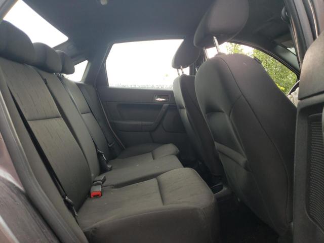 2010 FORD FOCUS SE  