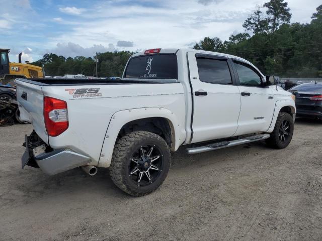 Pickups TOYOTA TUNDRA 2016 Biały