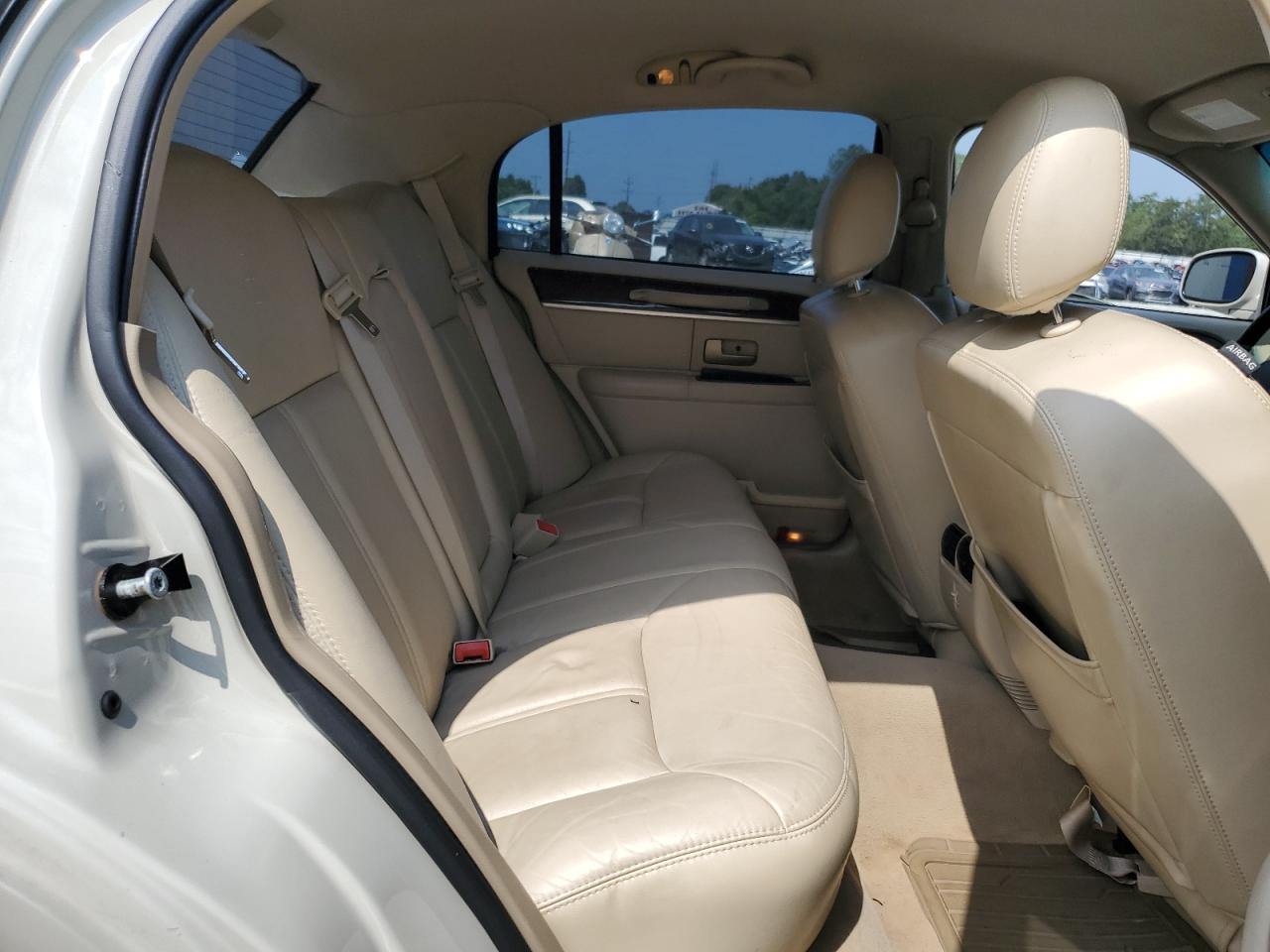 2006 Lincoln Town Car Signature Limited VIN: 1LNHM82V56Y616393 Lot: 62202705