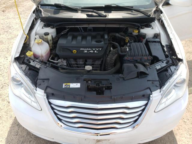 2014 CHRYSLER 200 LX  