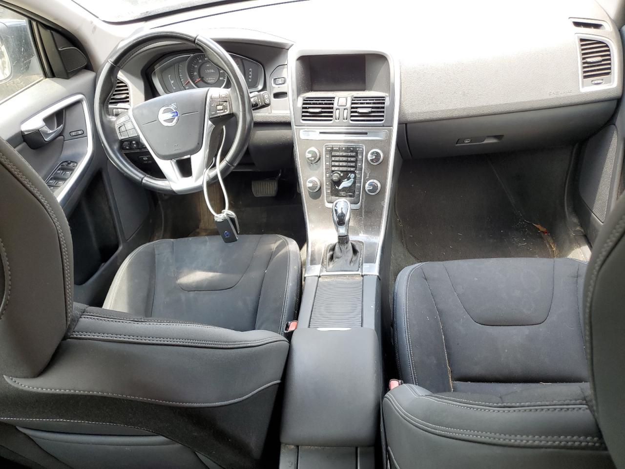 2015 Volvo Xc60 T5 VIN: YV440MDJ5F2670259 Lot: 61270035