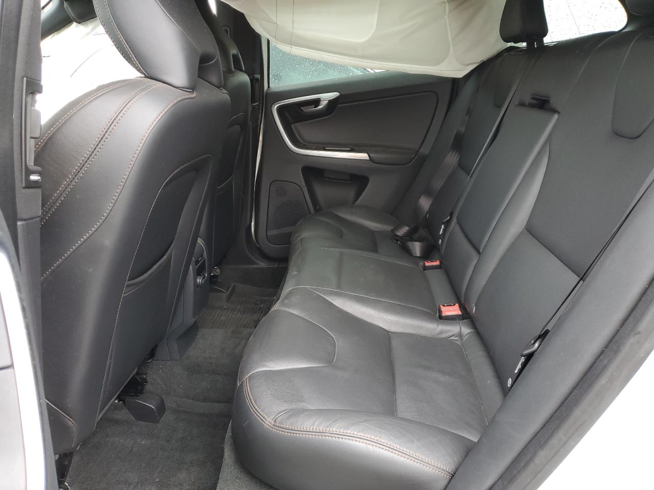 2015 Volvo Xc60 T6 Platinum VIN: YV4902RM4F2720209 Lot: 61795305