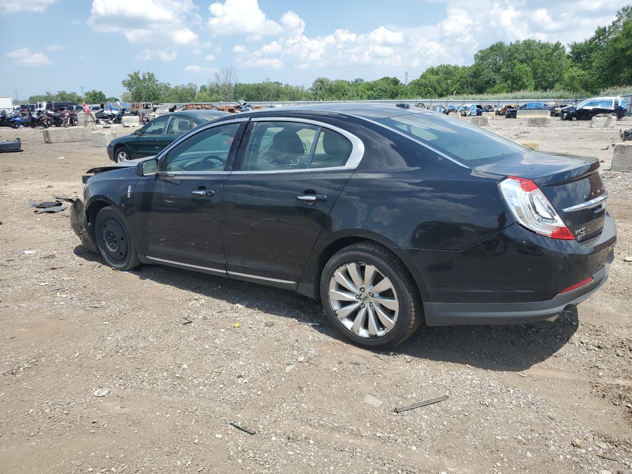 LINCOLN MKS 2016 VIN 1LNHL9DK8GG601373 photo 2