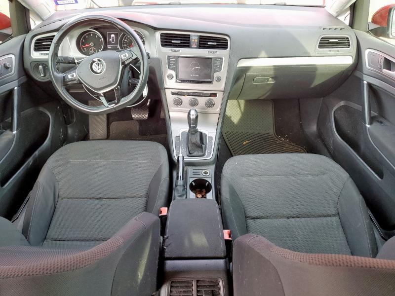  VOLKSWAGEN GOLF 2017 Красный