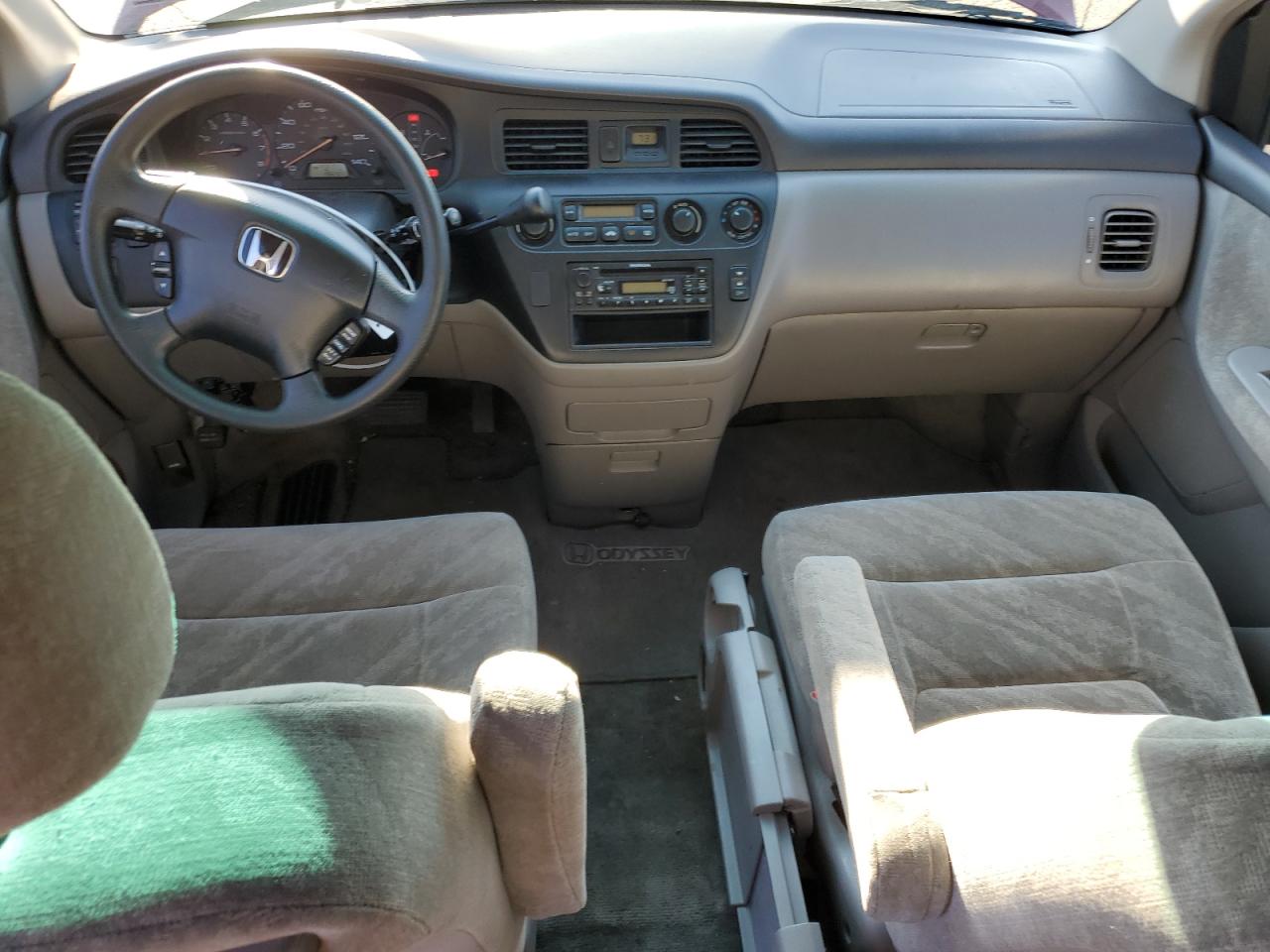 2002 Honda Odyssey Ex VIN: 5FNRL18682B053112 Lot: 60917475