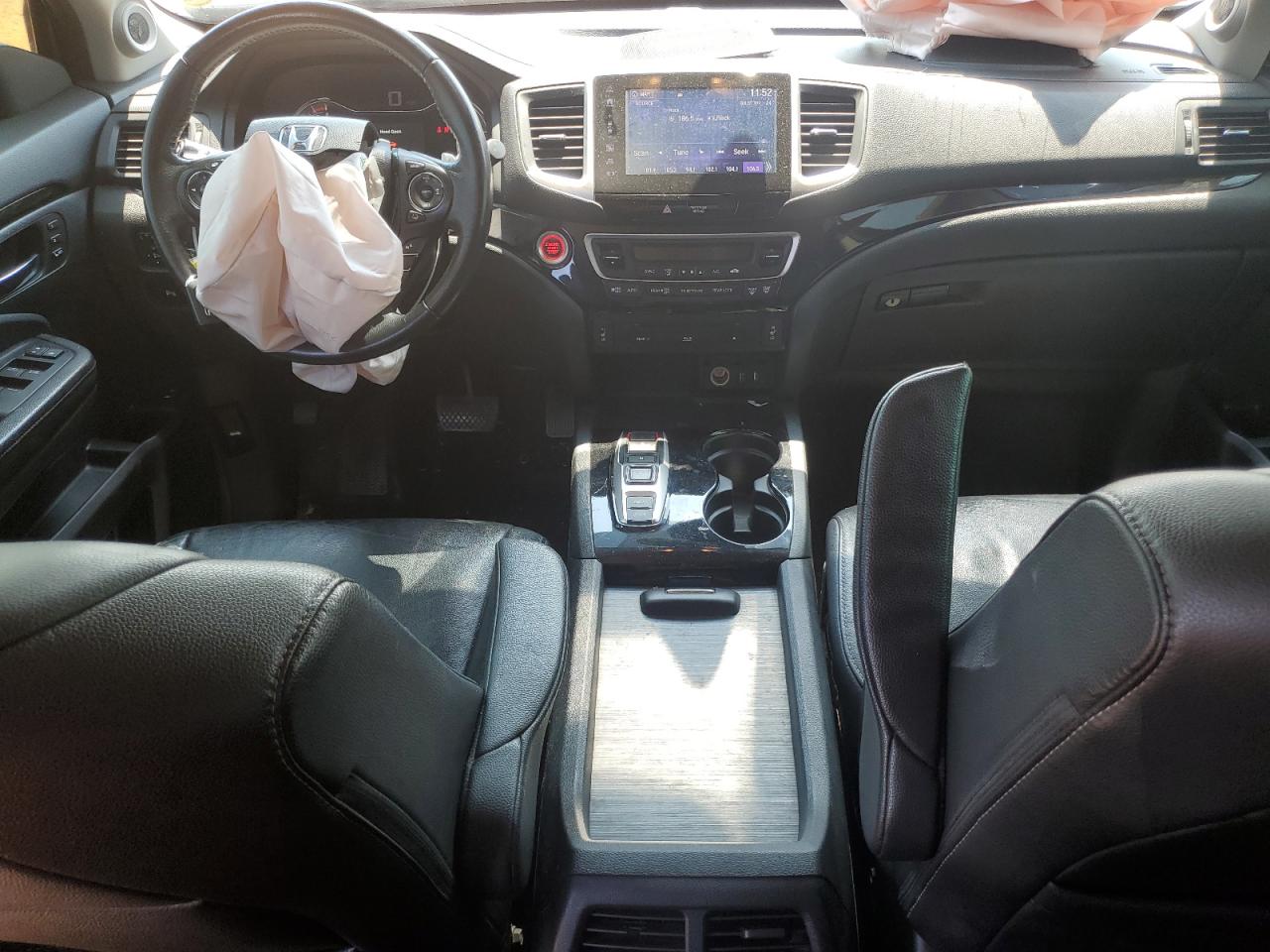 2017 Honda Pilot Touring VIN: 5FNYF5H98HB002013 Lot: 62604955
