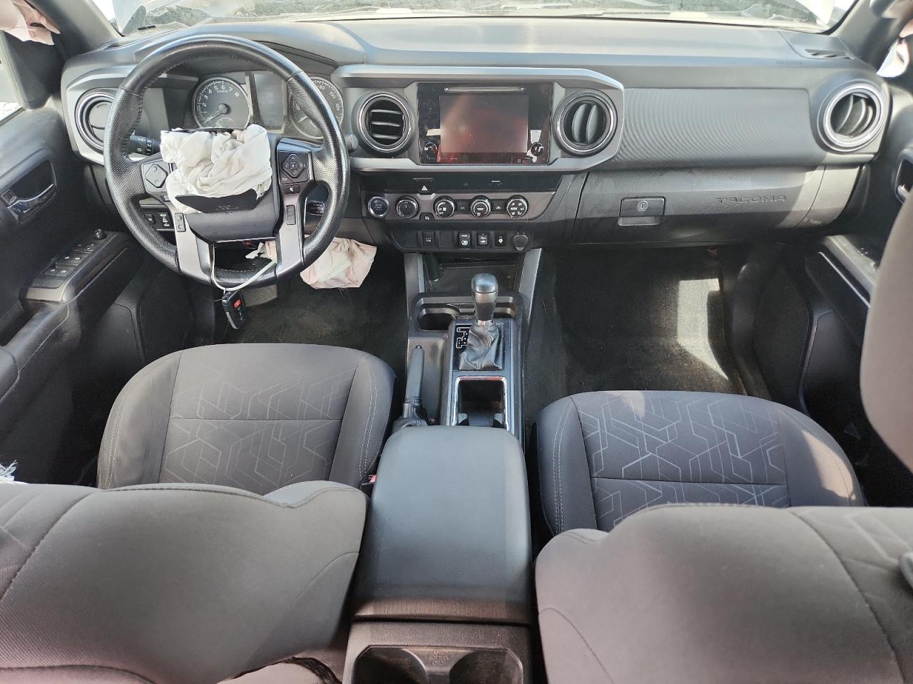 3TMCZ5AN2KM192497 2019 Toyota Tacoma Double Cab