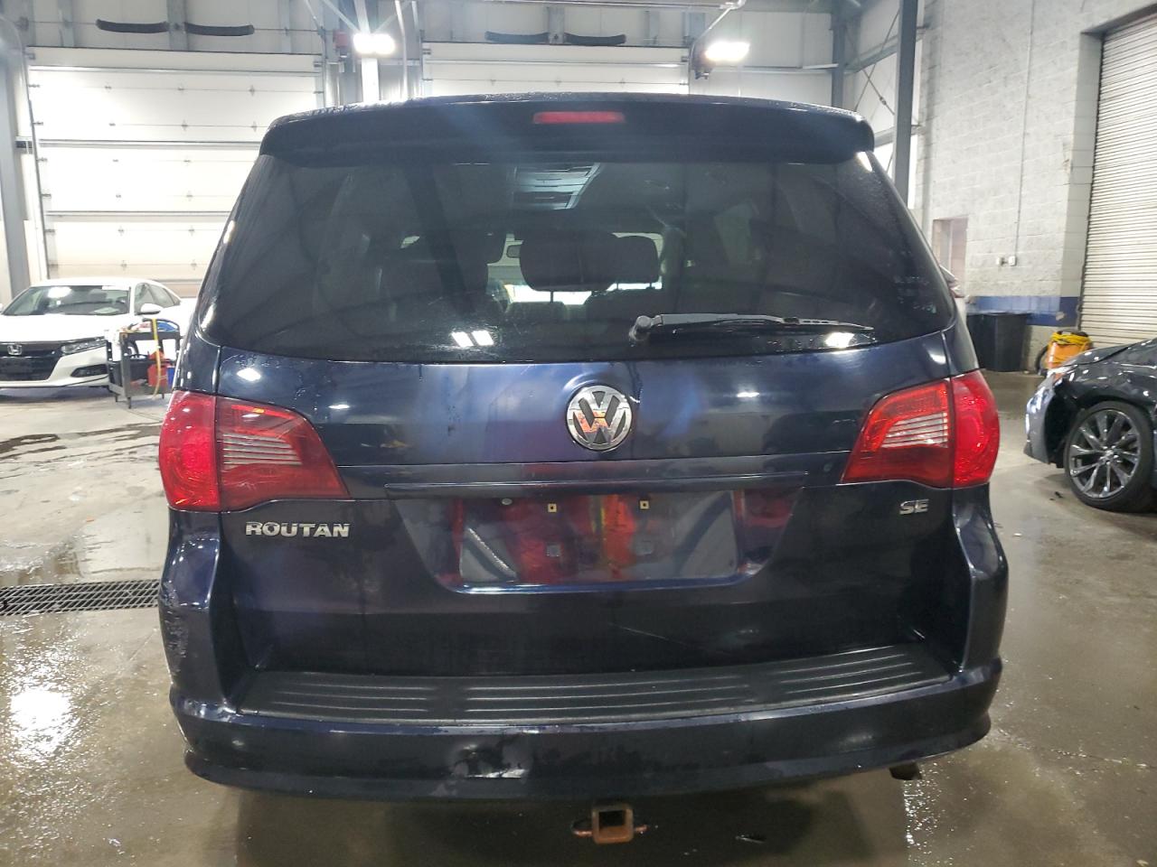 2010 Volkswagen Routan Se VIN: 2V4RW3D15AR296219 Lot: 61959615