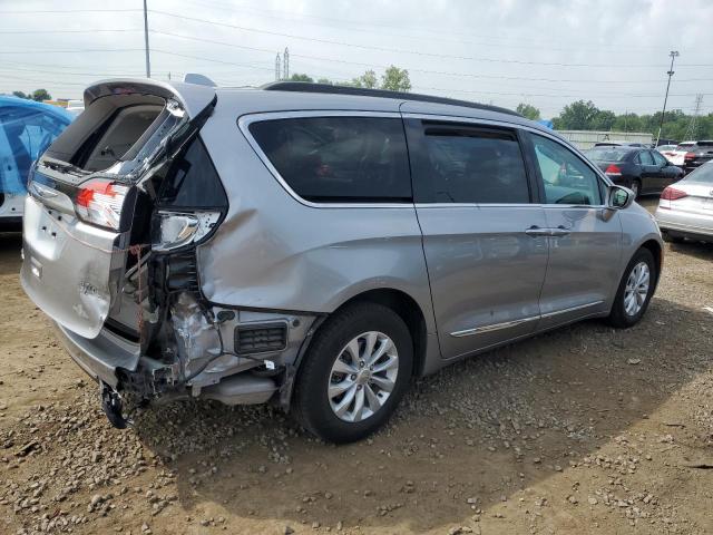  CHRYSLER PACIFICA 2017 Silver