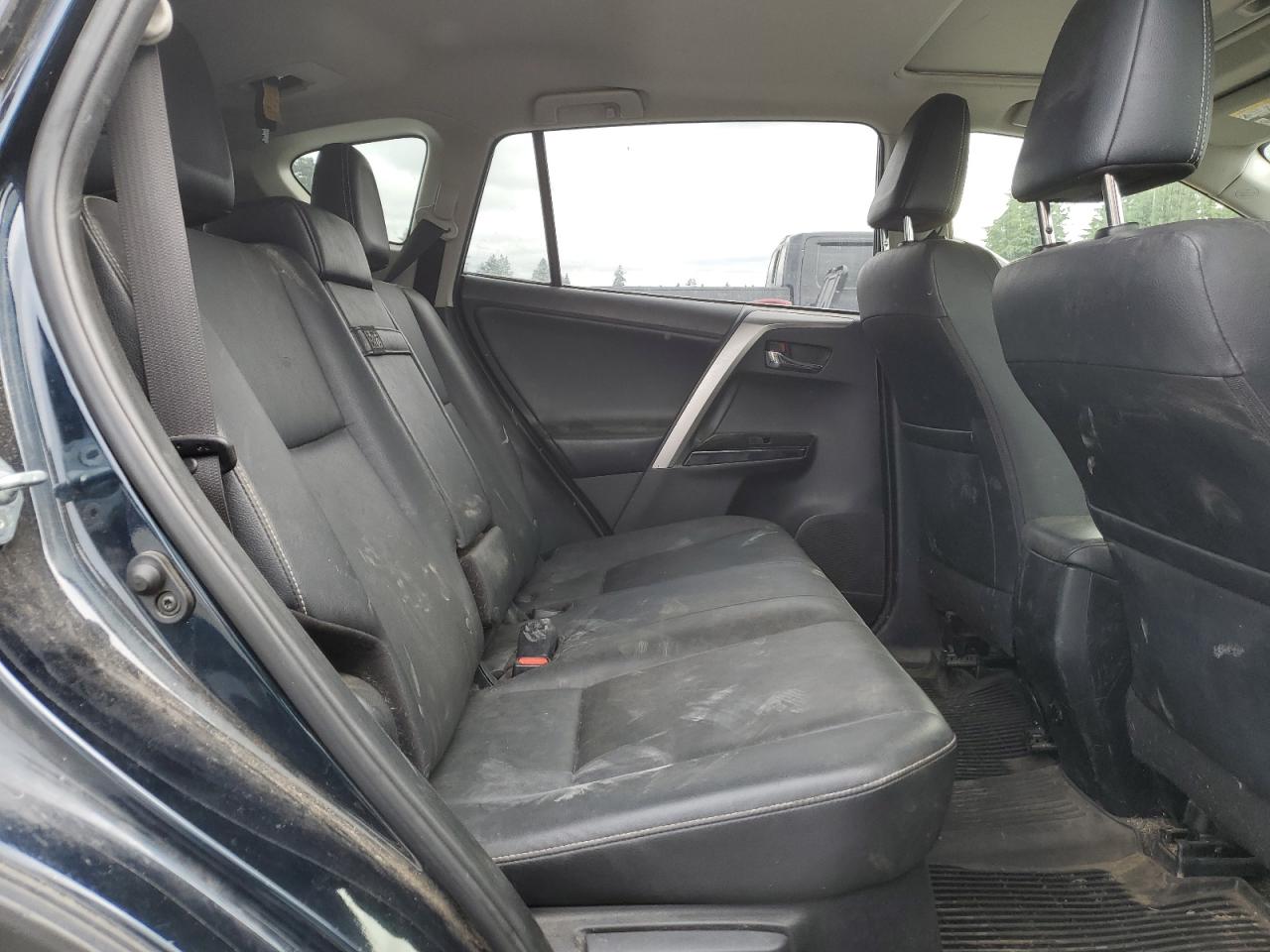 TOYOTA RAV4 2018 VIN JTMDJREV3JD154218 zdjęcie 11