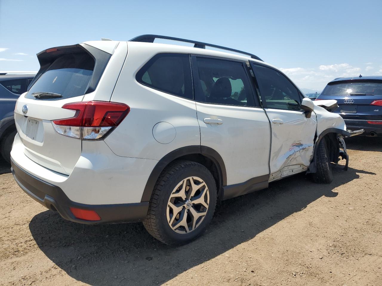 SUBARU FORESTER 2019 VIN JF2SKAEC2KH502364 photo 3