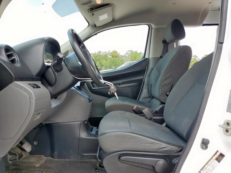  NISSAN NV 2019 Biały