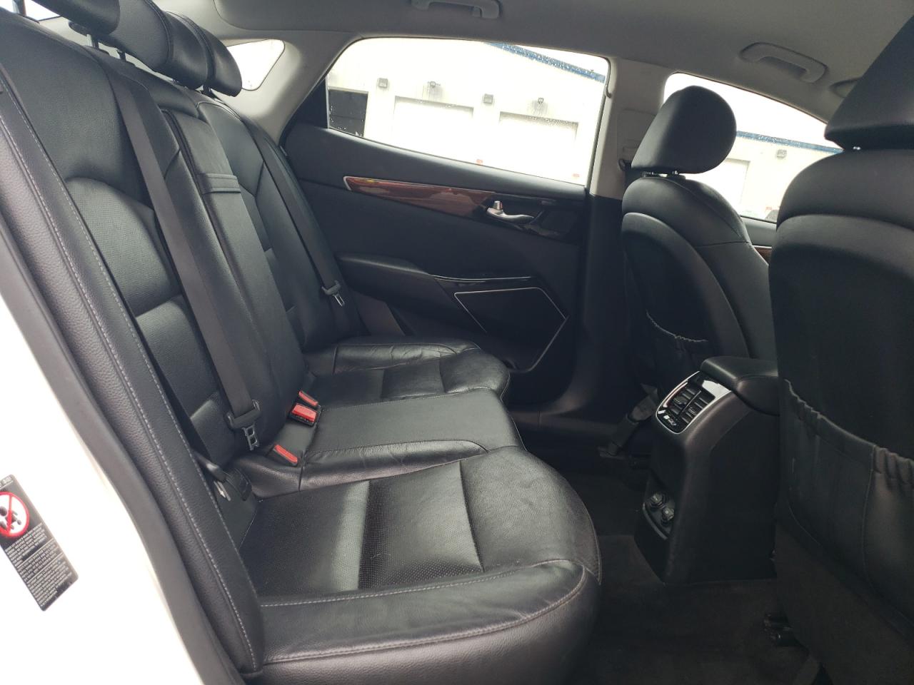 2017 Kia Cadenza Premium VIN: KNALB4J12H5086896 Lot: 59199505
