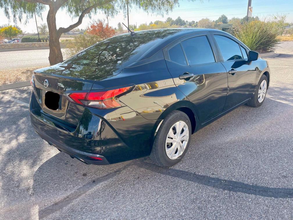  NISSAN VERSA 2020 Czarny