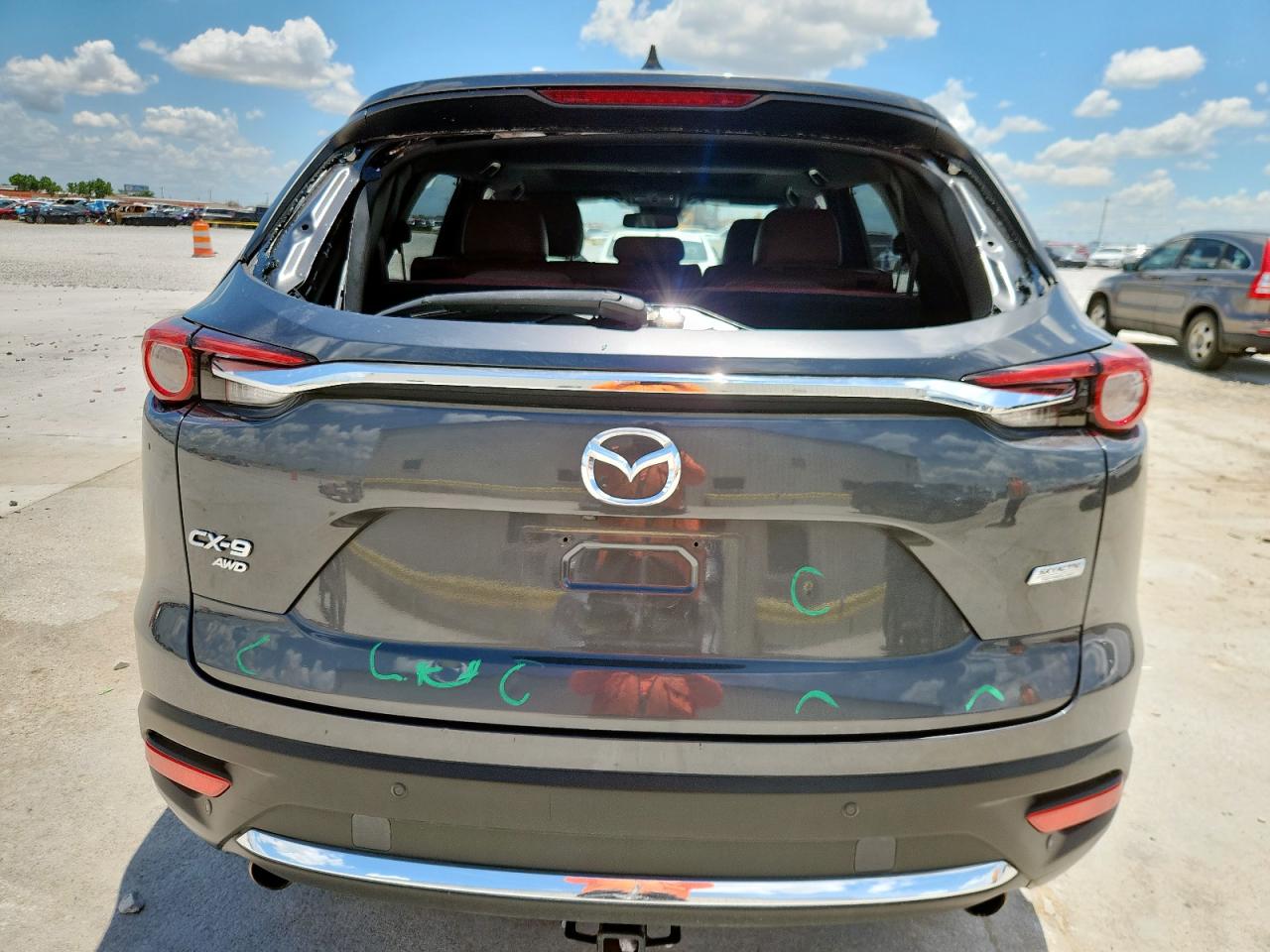 2018 Mazda Cx-9 Signature VIN: JM3TCBEY2J0210915 Lot: 62232165