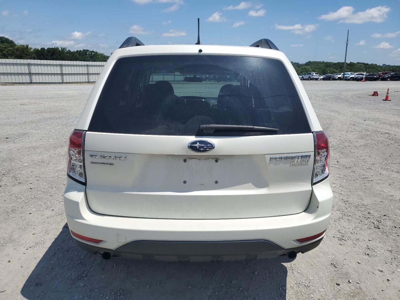 2011 Subaru Forester 2.5X Premium VIN: JF2SHADC3BH754821 Lot: 60682155